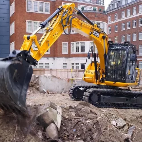 Гусеничный экскаватор JCB JS 130