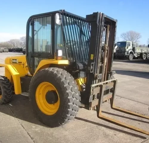 Вилочный автопогрузчик JCB 930